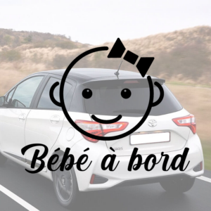 Sticker vinyle Bébé à bord pour fille, design mignon pour voiture.