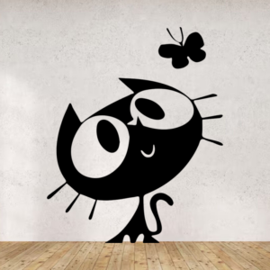 Sticker vinyle représentant un chat avec un papillon.