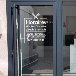 Sticker vinyle indiquant les horaires d'un salon de coiffure