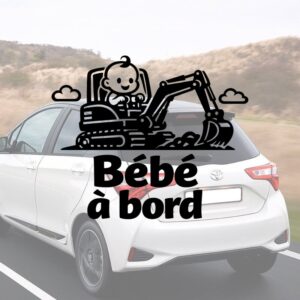 Bébé à bord avec une mini pelle mécanique - aperçu sur vitre de voiture