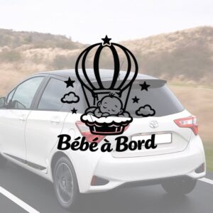 Bébé à bord avec une montgolfière - aperçu sur vitre de voiture